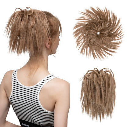 Messy ponytail extends hair without clip