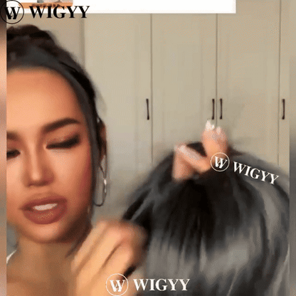 Messy ponytail extends hair without clip